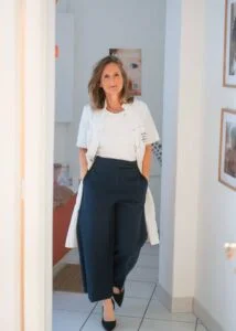 Centre Mumcare à Nice – accompagnement maternité, allaitement, bain bébé et soins Rebozo pour futures mamans et jeunes parents.