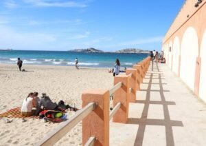 Plage des Catalans Marseille, plage urbaine pour familles
