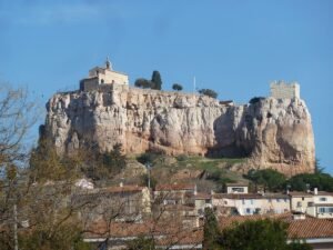 Rocher de Vitrolles et Tour Sarrasine, panorama sur l’étang de Berre avec enfants