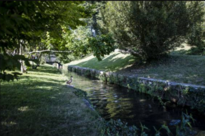 Parc Louis Jouvet Digne enfants aire de jeux famille