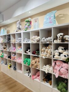 Boutique de peluches personnalisées à Toulon Peluches & Nuages pour enfants et familles