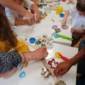 atelier parents enfants Saint-Maximin La Bande à Jenn recommandé par Parent Cool